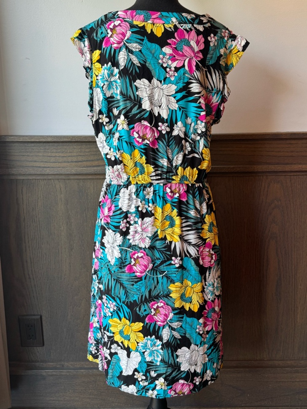 a.n.a Black Floral V-Neck Midi Dress with Yellow & Teal Blooms 16 EUC - Picture 4 of 7